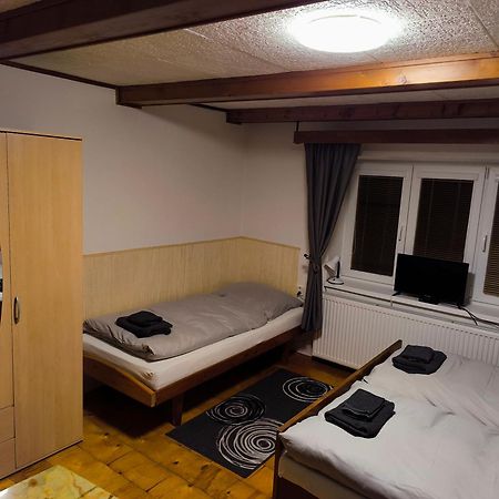Podhorsky Apartman Materidouska Desna  Luaran gambar